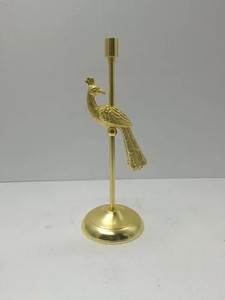 Soporte de vela de metal para el hogar, restaurante y decoración de hotel, centro de mesa hecho a mano de lujo, tamaños y diseños personalizados aceptados - Product Image 2