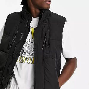 Chaqueta Acolchada de Gran Peso con Capa Exterior de Poliéster Resistente al Viento y Aislamiento Térmico de Polifibra para Frío Extremo - Product Image 2