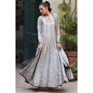 Ensemble de vêtements formels pour femmes en satin Rosa Kalidaar à manches longues, col rond et dupatta pour toutes les saisons - Product Image 4