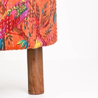 Tabouret en bois Kantha vintage traditionnel indien brodé fait à la main pouf pouf ethnique conçu pour le salon extérieur