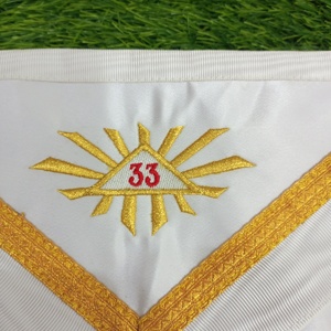 Tablier du 33e degré du Rite écossais avec poignets et col, broderie dorée, ailes - Product Image 4