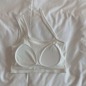 Soutien-gorge de sport décontracté personnalisé de haute qualité pour femmes avec une épaule soutien-gorge de yoga respirant en nylon Spandex élégant avec logo avant - Product Image 4
