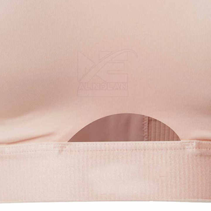 Soutien-gorge de fitness respirant avec une tenue solide et une coupe longue durée conçu pour l'entraînement en utilisant la dernière technologie de coupe automatisée - Product Image 6