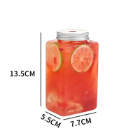 Botella de bebida de plástico rectangular y cuadrada de PET con varios tamaños con tapa de aluminio con agujero de paja Fábrica de Vietnam