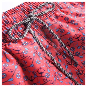 Short de sport en coton à taille élastique, respirant, gris, en maille, pour la natation et le basketball, avec impression numérique par sublimation OEM - Product Image 3