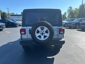 Jeep Wrangler JL Sport SUV 2019 Muy Limpio, Usado, Volante a la Izquierda, 5 Asientos, Transmisión Automática, Listo para Enviar - Product Image 3