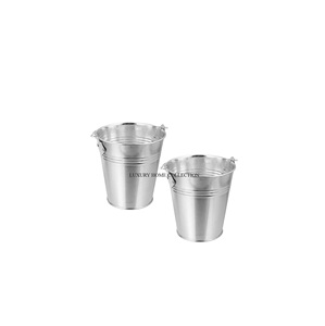 Seau à charbon métallique en aluminium durable résistant à la rouille avec fond renforcé pour une résistance accrue et une utilisation à long terme. - Product Image 1