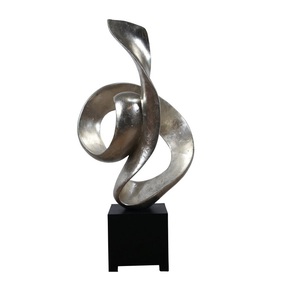 Sculpture en métal avec support de bougie pour la décoration de la maison Nouveaux derniers ornements au prix de gros. - Product Image 3