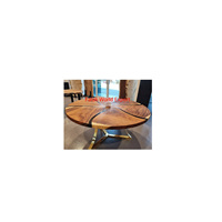 Table en résine artisanale avec pieds en métal durable et plateau en bois naturel, table à manger unique en résine époxy, décoration pour la maison