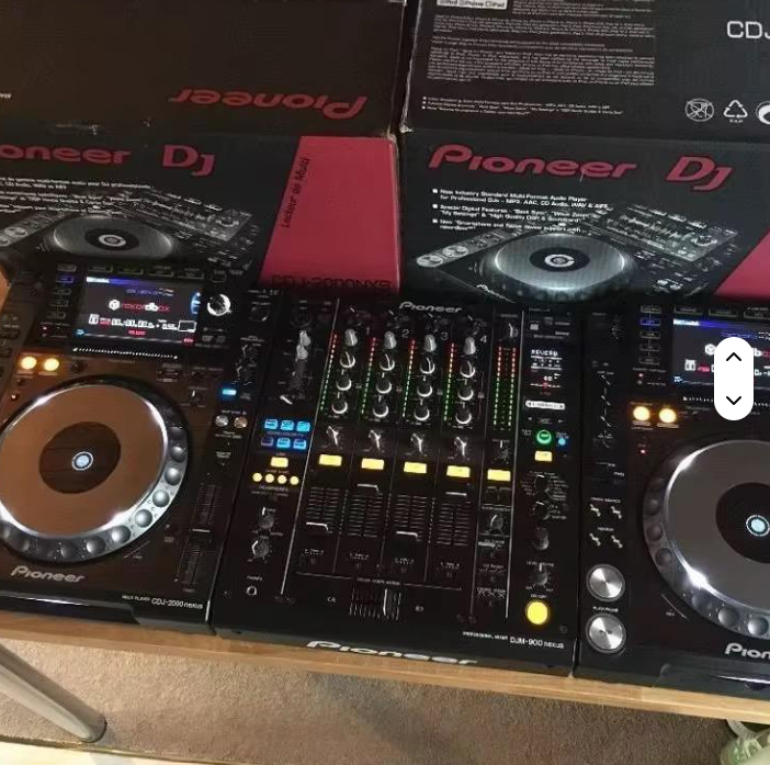 CDJ 2000 Nexus 2 - High-Performance DJ Set with HDMI & USB