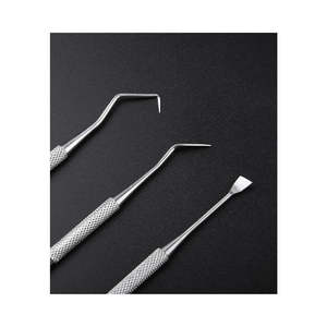 Kit d'hygiène dentaire manuel en acier inoxydable 5 pièces Instruments de détartrage certifiés CE pour les soins dentaires par SurgiRight - Product Image 3