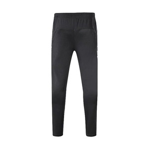 Vente en gros 100% Polyester Gardien de but à manches longues Uniforme de football Sublimation Maillot de football Haut Vêtements de football - Product Image 6