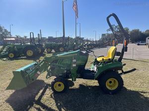 Tractor de Ruedas John Deere 1023E 2025 de Alta Calidad con el Mejor Motor y Rodamientos para Agricultura, Nuevo y Usado a Buen Precio - Product Image 4