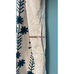 Femme mariée Robe de femme de chambre Robe Kimono de plage avec ceinture Nouvelle arrivée Broderie Coton Velours Robe Kimono Vêtements d'hiver - Product Image 5