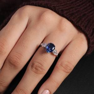 7.30ct LGD แหวนหมั้นเพชรสำหรับปลูกในห้องปฏิบัติการทรงลูกแพร์ทองขนาด14K แหวนแต่งงานแบบครอสโอเวอร์ที่ทำจากเชือกจูนิเปอร์ - Product Image 4