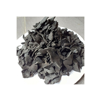Charbon de coco en vrac de haute qualité fabriqué à la machine pour usage agricole, stock en gros, prix bas, livraison rapide, cendres fiables à 3,8%