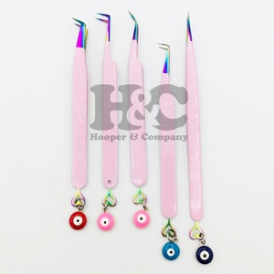 Pince à épiler pour extensions de cils, modèle Charm, en acier inoxydable rose, durable, avec logo, écoresponsable, marque privée, MOQ, pince à épiler pour cils en vison - Product Image 3
