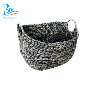 Cesta de Almacenamiento Ecológica de Jacinto de Agua Natural, Material de Ratán Negro con Asas, Hecha en Vietnam, Bao Minh D1696 - Product Image 6