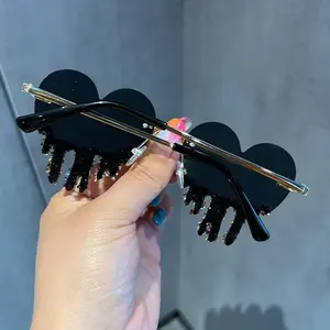 Lunettes de soleil rétro Remiless Bling, monture PC dorée/transparente/blanche, verres dégradés, lunettes tendance et élégantes avec logo - Product Image 1