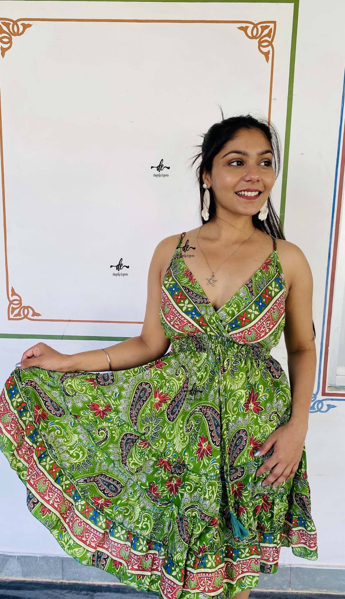 สีเขียว