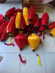 โคมไฟไม้ไผ่ทำมือจากเวียดนาม สำหรับงานปาร์ตี้กลางแจ้ง งานแต่งงาน ตกแต่ง DIY ผ้าไหมคลุมหลากสี ขายส่ง ส่งออก - Product Image 4