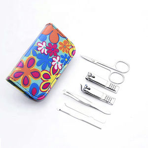 Juego de Herramientas Profesionales Premium para el Cuidado Completo de las Uñas de Manos y Pies con Cortaúñas 4 en 1 de Metal con Resorte Individual en Bolsa - Product Image 2