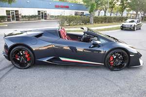 2022 Usado, Volante a la Izquierda, Asientos de Cuero, Control de Crucero Adaptativo, Transmisión Manual/Automática, Sin Accidentes y Listo para Enviar - Product Image 2