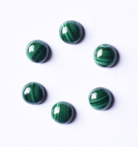 Cabochons ronds en malachite naturelle 9 MM ronds cabochons en malachite lâche dos plat Malachite pierre précieuse - Product Image 1