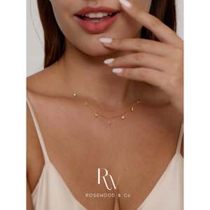 Collana con Catena di Paillettes in Vermeil Dorato e Ciondolo Quadrato con Diamante, Collana con Perline Anti-ossidazione, Regalo per Lei - Product Image 4