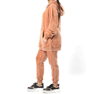 Chándal deportivo de moda para mujer Ligero y transpirable Logotipo personalizado al por mayor Chándal de moda para mujer - Product Image 2