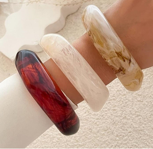 Handcrafted Stylish Resin <b>Elastic</b> <b>Bracelet</b> for Women Classic Party Accessories Bangles Type Christian Customizable Crescent - Product Image 3