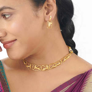 Charulata Filigree Gold <b>Bridal</b> Necklace <b>Set</b> for Women Classic Party & Wedding <b>Jewelry</b> - Product Image 2