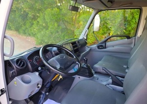 Camioneta Hino 300 Serie 714 2025 con Caja de Carga, 4 Cilindros, Diésel, Transmisión Manual - Product Image 5