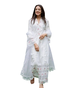 Nuevo diseñador de algodón de seda Ropa Étnica para fiestas bordado trabajo Kurti pantalón conjunto ecológico cintura Natural Top Dupatta - Product Image 1