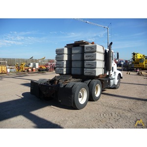 Grue à tour autoportante Benazzato Gru 1598 de 2,2 tonnes, capacité de charge de 100 tonnes, 25 m pour la construction, neuve ou d'occasion - À vendre ou à louer - Product Image 2