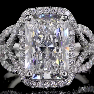 แหวนเพชรทรงรัศมี 4 กะรัต เพาะเลี้ยงในห้องปฏิบัติการ รับรองโดย IGI ชุบทอง 14K ดีไซน์วงแหวนแบบแยกส่วน ประดับเพชรรอบวง สำหรับผู้หญิง - Product Image 1