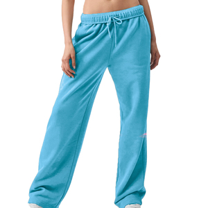 Pantalon de survêtement en éponge française Accolade pour femmes élégantes avec coupe à jambe droite et détail chromé - Product Image 6