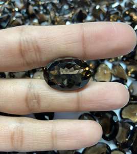 Piedras preciosas calibradas genuinas sueltas de corte facetado ovalado de cuarzo ahumado natural a precio de fábrica Piedras genuinas para ajuste de joyería OEM - Product Image 2