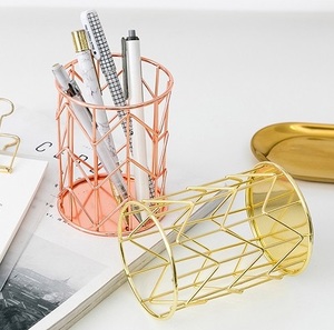 Meilleure vente porte-stylo et porte-crayon en acier inoxydable couleur or rose boîte de rangement moderne et support idéal pour le bureau - Product Image 3
