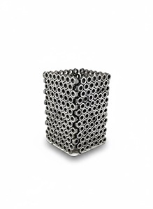 Vase carré en argent finition antique, idéal pour la décoration de bureau, la réception et l'espace de travail, provenance d'Inde - Product Image 6