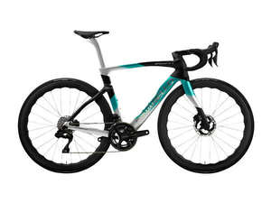 Ventes promotionnelles - Prêts à être expédiés - Vélos de route Pinarello DOGMAs série F DURA ACE DI2 - Product Image 3