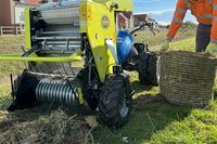 Achetez en gros : Mini-presse à balles automatique pour foin et paille, haute productivité, prix bas, en stock, livraison rapide, meilleur prix