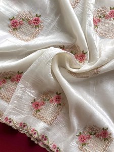 Sari de seda de papel de diseñador pakistaní indio, borde de trabajo cortado con blusa de contraste, ropa de boda de fiesta elegante Sari elegante - Product Image 3