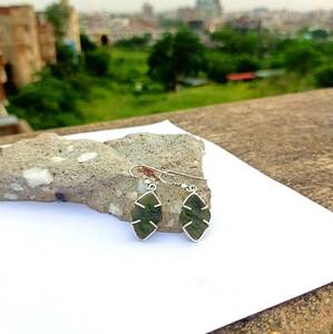 ต่างหูหินหยาบ Moldavite ธรรมชาติอัญมณีจากสาธารณรัฐเช็ก925แข็งสเตอร์ลิงของขวัญวันเกิดของเธอ - Product Image 4