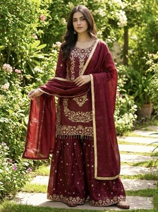 Ensemble de costume Anarkali brodé violet pour femmes, tenue ethnique indienne à porter pour les fêtes, avec dupatta, mélange de soie de qualité supérieure - Product Image 4