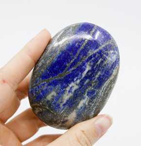 Wholesale Natural Lapis Lazuli Palm Stone Polished <b>Healing</b> Crystal For Love Meditation Chakra Balancing And Energy Therapy - Product Image 3