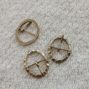 Ceinture en laiton ornée médiévale fabriquée à la main pour boucle TT-7624 matérielle en cuivre durable - Product Image 3