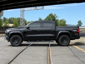 Utilisé / Neuf LHD Prêt à rouler 2024 Colorado 4x4 Trail Boss PACK PERFORMANCE - Product Image 3
