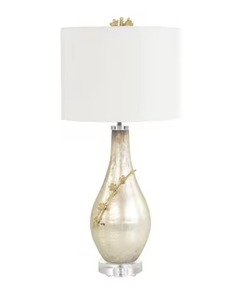 Lampe de table élégante en métal pour la décoration de la chambre à coucher, design moderne, éclairage élégant pour la maison et le bureau - Product Image 4