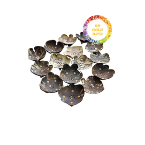 Jabonera de coco natural hecha a mano para hogares sostenibles Diseño ecológico y accesorios de baño duraderos - Product Image 1